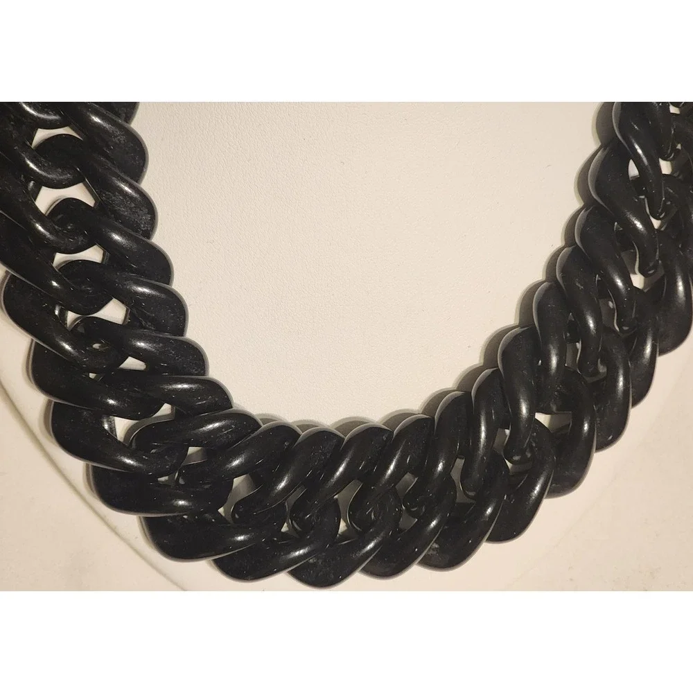 Vintage Genuine Black Lucite Chunky Curb Link Necklace Made In Hong Kong